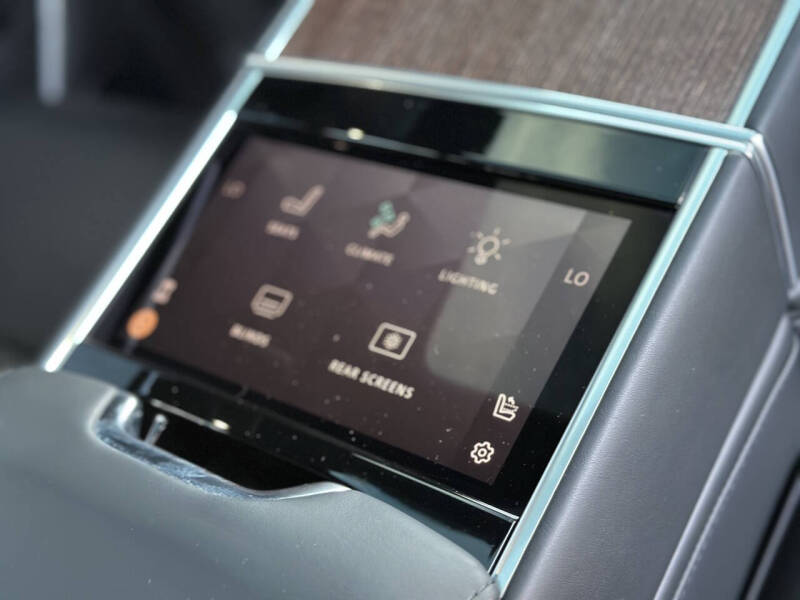 2023 Land Rover Range Rover P530 Autobiography