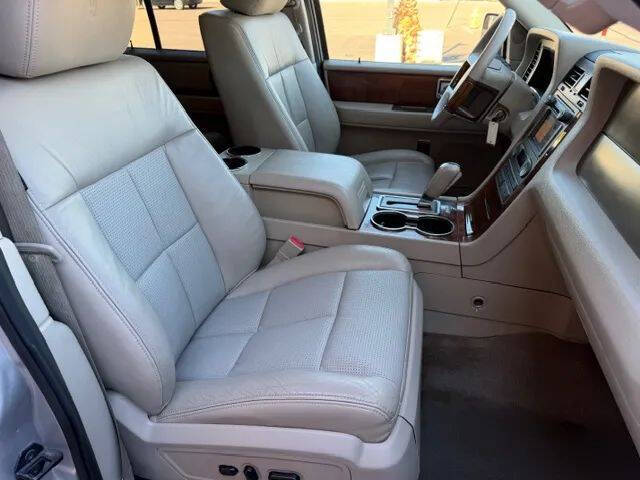 2012 Lincoln Navigator