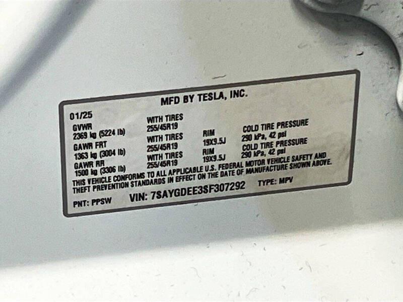 2025 Tesla Model Y Long Range