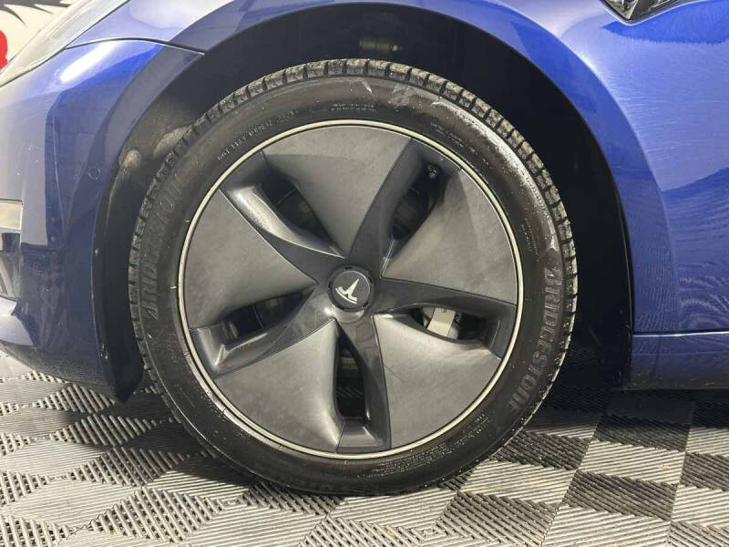 2019 Tesla Model 3 Standard Range Plus