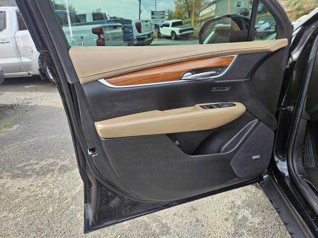 2017 Cadillac XT5 Platinum