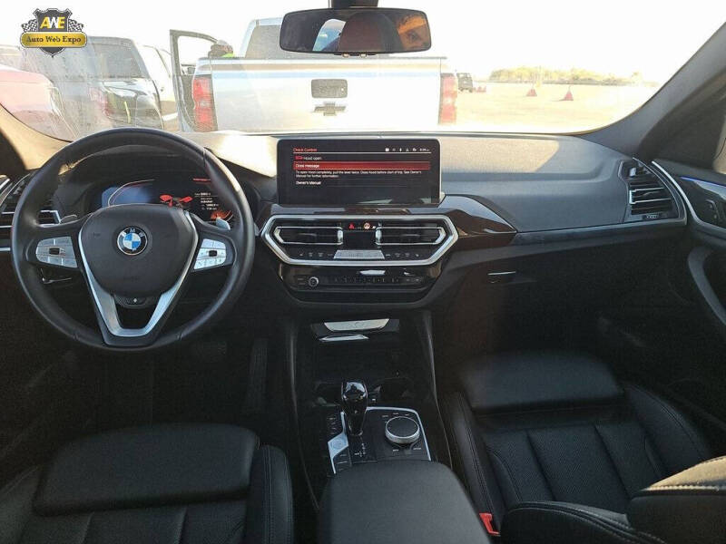 2024 BMW X4 xDrive30i