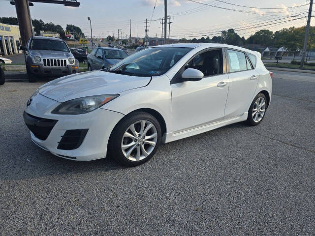 2010 Mazda Mazda3 for sale at QUEENSGATE AUTO SALES in York, PA