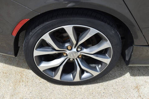 2016 Chrysler 200 C