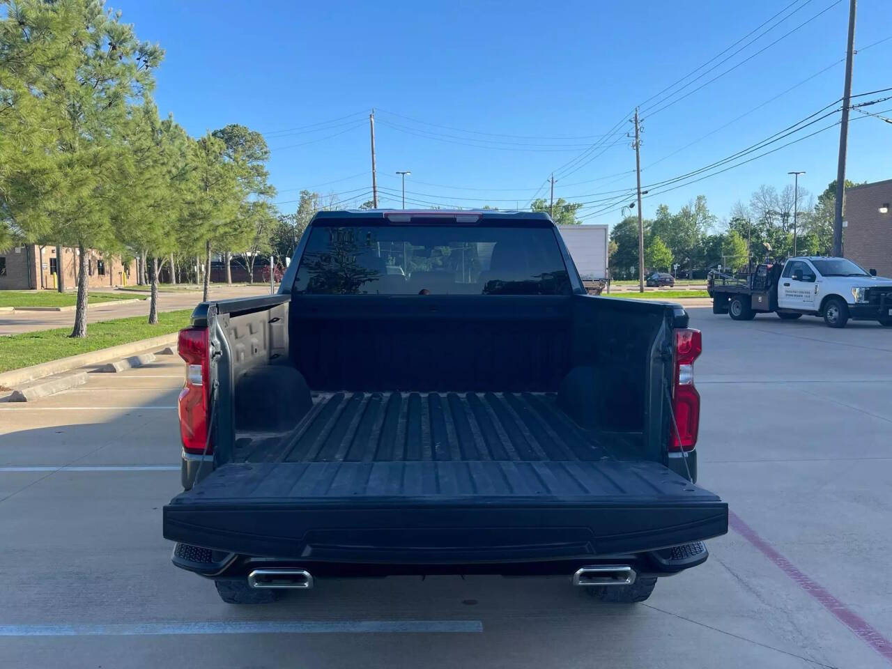 2020 Chevrolet Silverado 1500 for sale at MOTOR VILLAGE LLC in Houston, TX