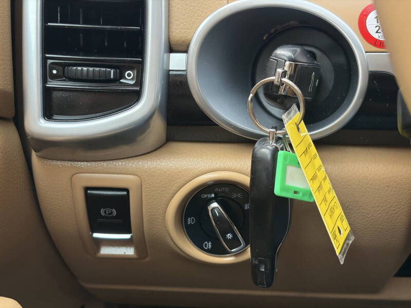 2012 Porsche Cayenne