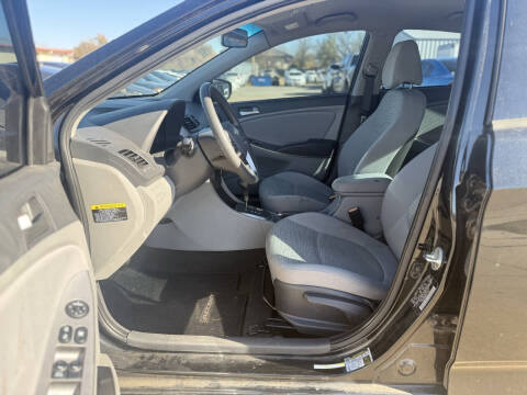 2017 Hyundai Accent SE