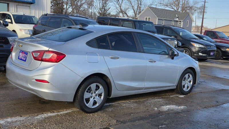 2018 Chevrolet Cruze LS Auto