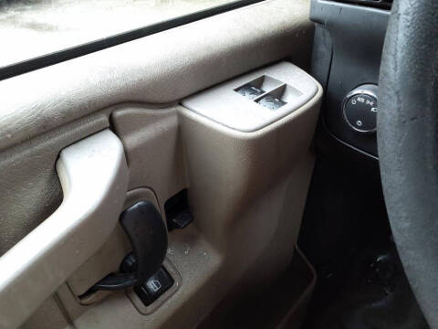 2017 Chevrolet Express 2500