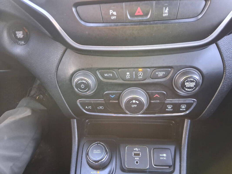 2021 Jeep Cherokee Altitude