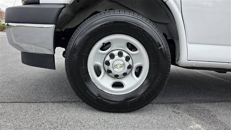 2021 Chevrolet Express 2500