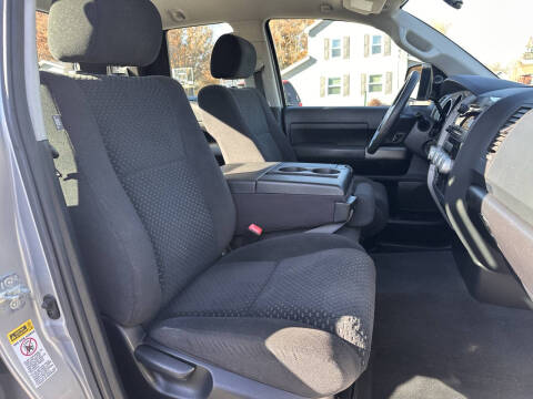 2011 Toyota Tundra Grade