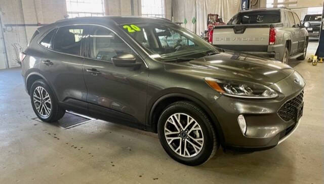 2020 Ford Escape SEL