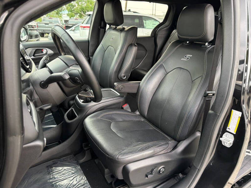 2020 Chrysler Pacifica Touring L Plus