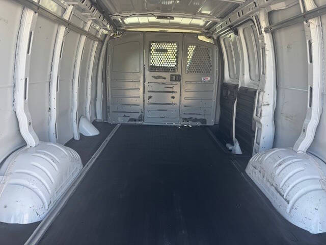 2017 Chevrolet Express 2500