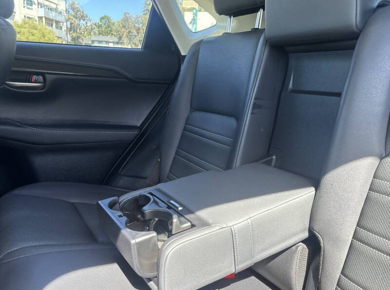 2017 Lexus NX 300h