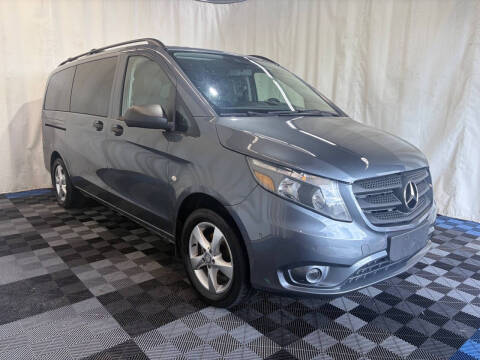 2016 Mercedes-Benz Metris Passenger