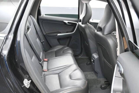 2017 Volvo XC60 T6 Dynamic