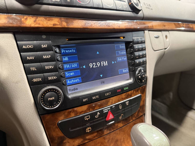 2004 Mercedes-Benz E-Class E 320