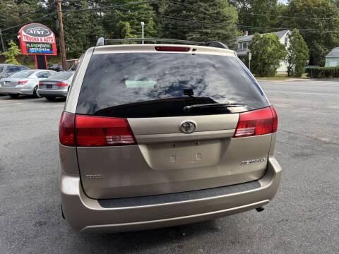 2005 Toyota Sienna LE 7 Passenger