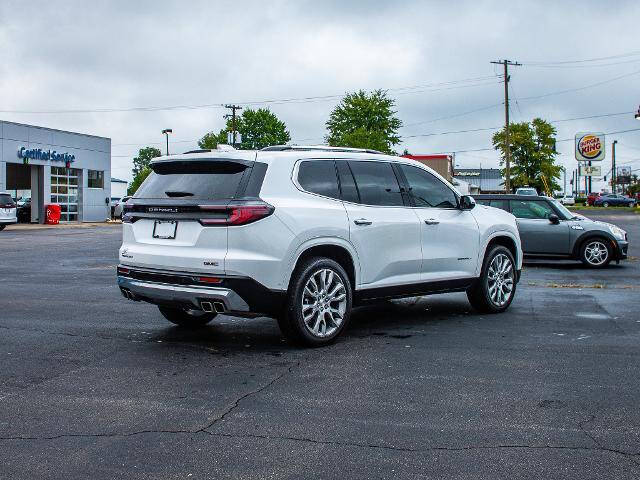 2024 GMC Acadia Denali