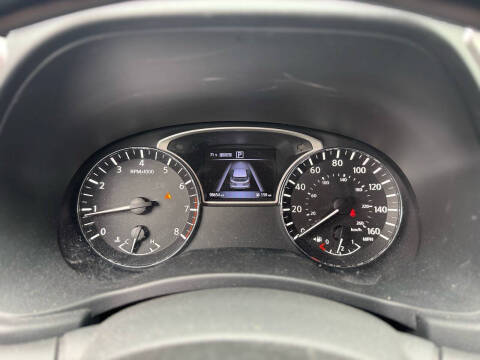 2017 Nissan Pathfinder S