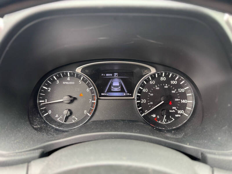 2017 Nissan Pathfinder S