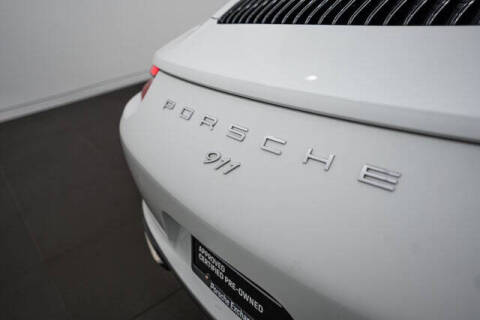 2017 Porsche 911 Carrera