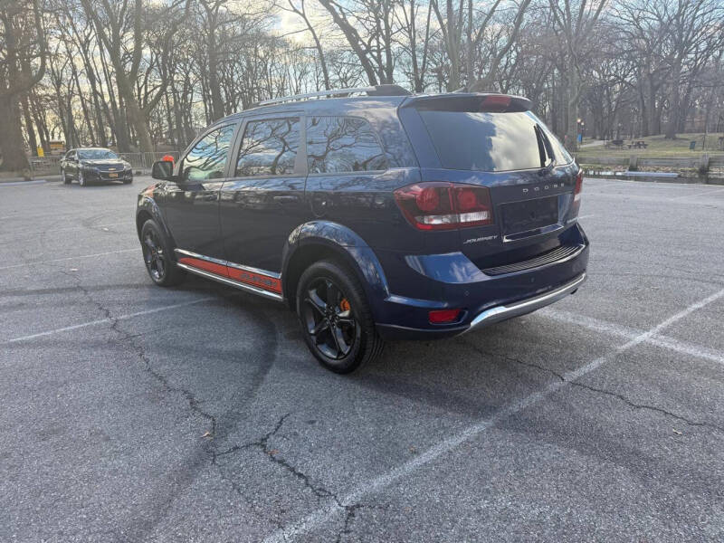 2020 Dodge Journey Crossroad photo 5