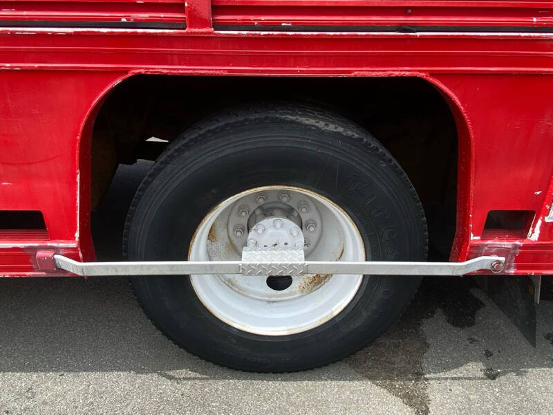 2000 International 4900