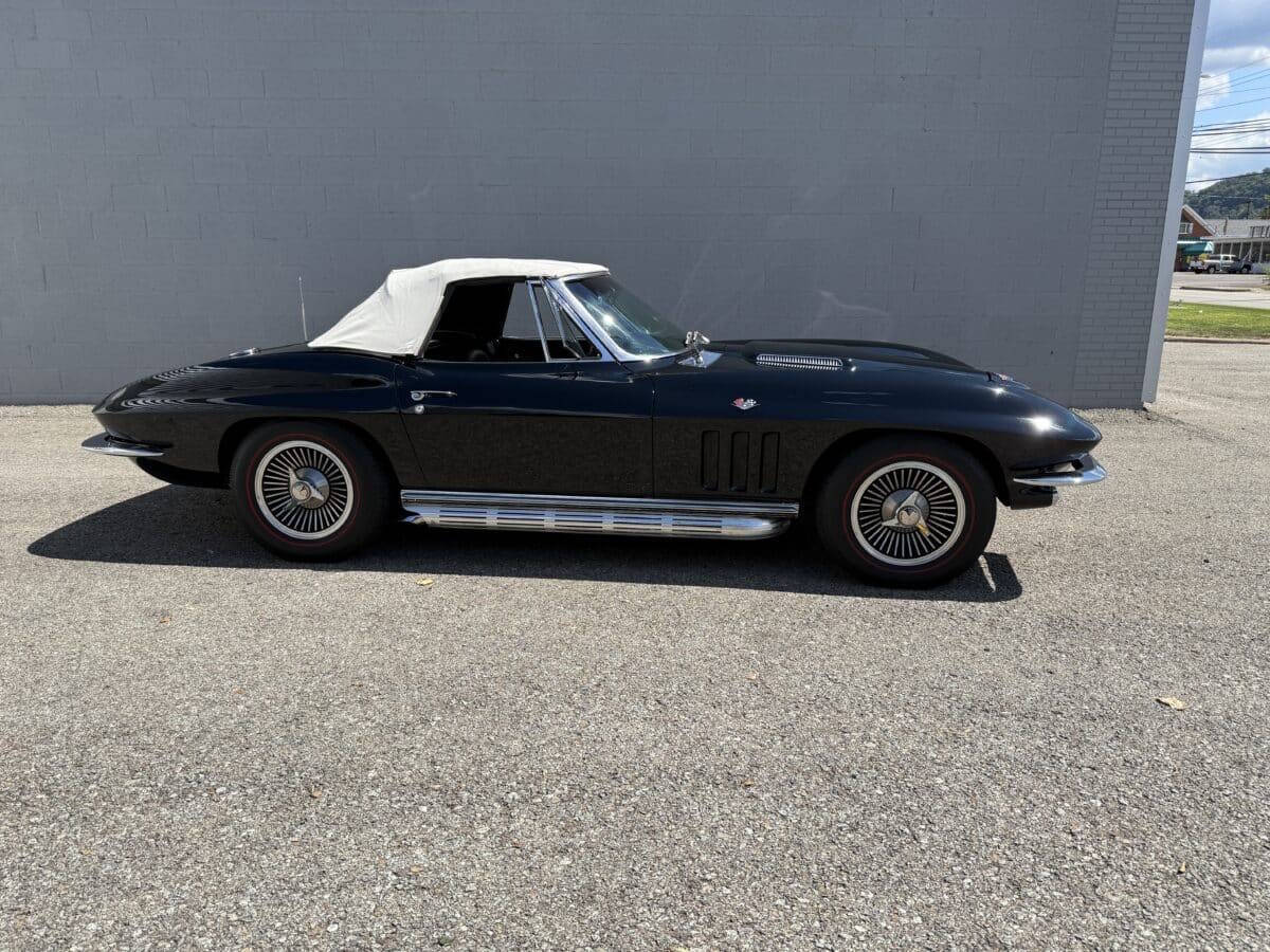 1966 Chevrolet Corvette 185