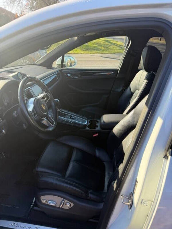 2016 Porsche Macan S