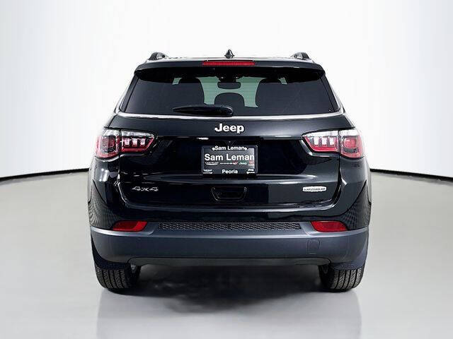 2024 Jeep Compass Latitude Lux