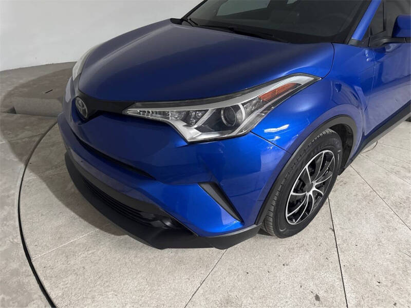 2019 Toyota C-HR XLE