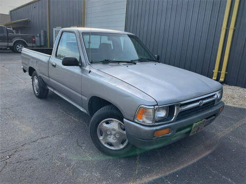 1993 Toyota Pickup for sale at Queen City Auto House LLC in West Chester OH