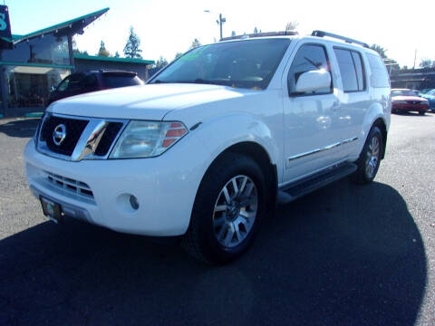 2011 Nissan Pathfinder for sale at ALPINE MOTORS in Milwaukie OR