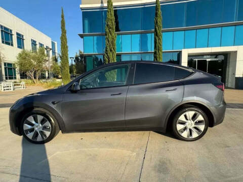 2024 Tesla Model Y Long Range