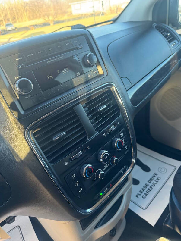 2013 Dodge Grand Caravan SE