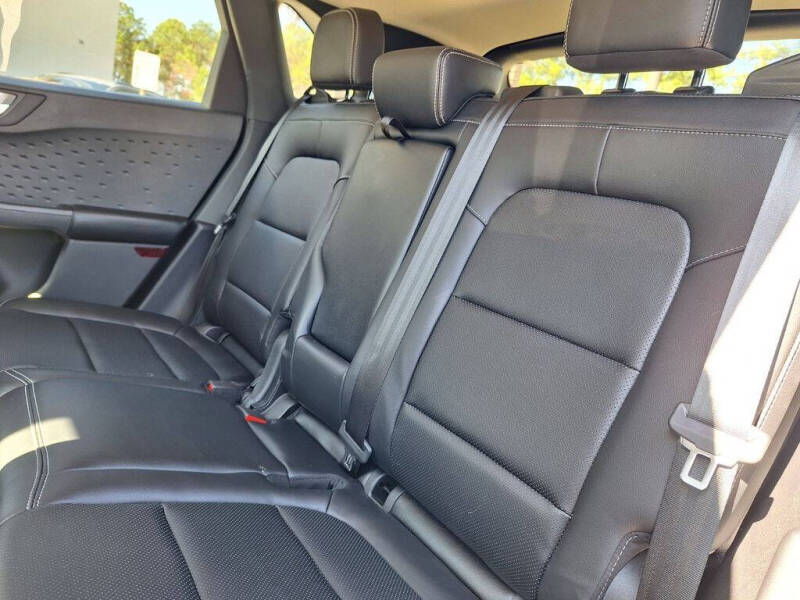 2020 Ford Escape SEL