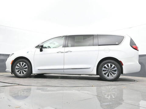 2023 Chrysler Pacifica Plug-In Hybrid Limited