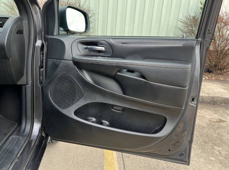 2017 Dodge Grand Caravan SE