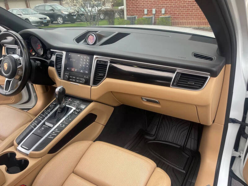 2017 Porsche Macan S