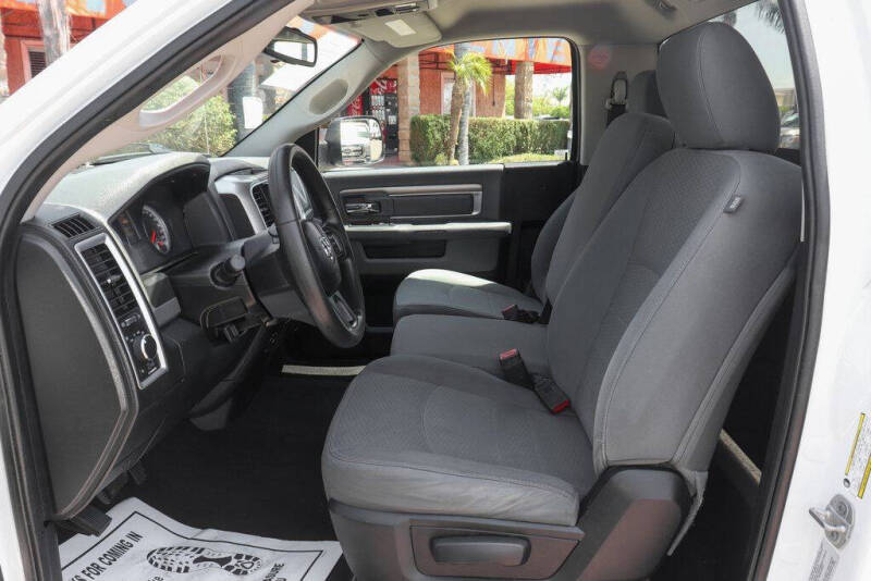 2015 RAM 1500 SLT