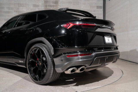 2023 Lamborghini Urus Performante