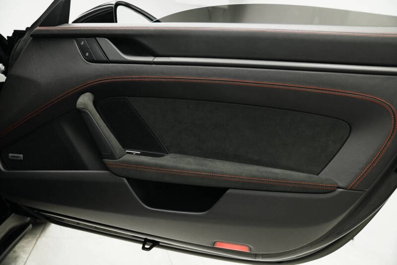 2022 Porsche 911 Targa 4 GTS