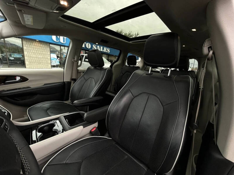 2023 Chrysler Pacifica Limited
