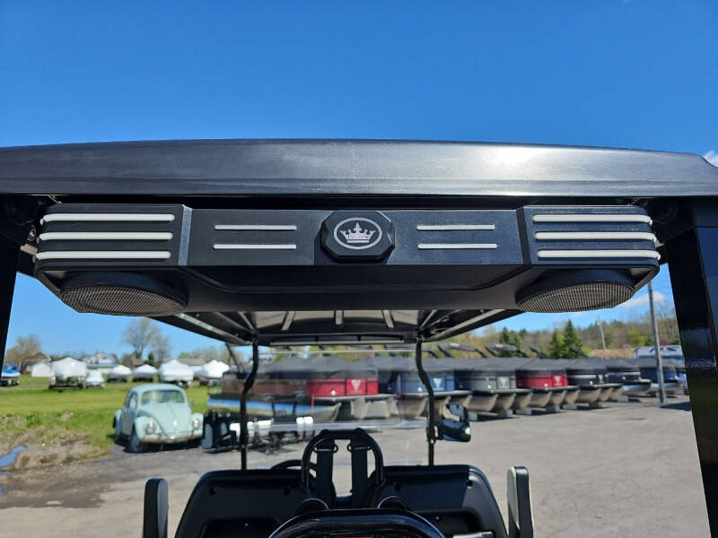 2024 Evolution Maverick  4