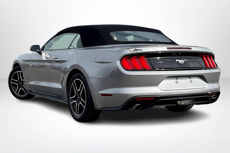 2023 Ford Mustang EcoBoost Premium