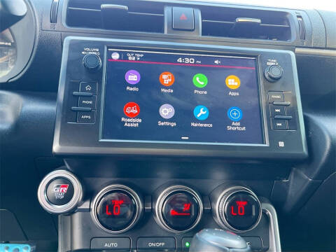 2025 Toyota GR86 Premium