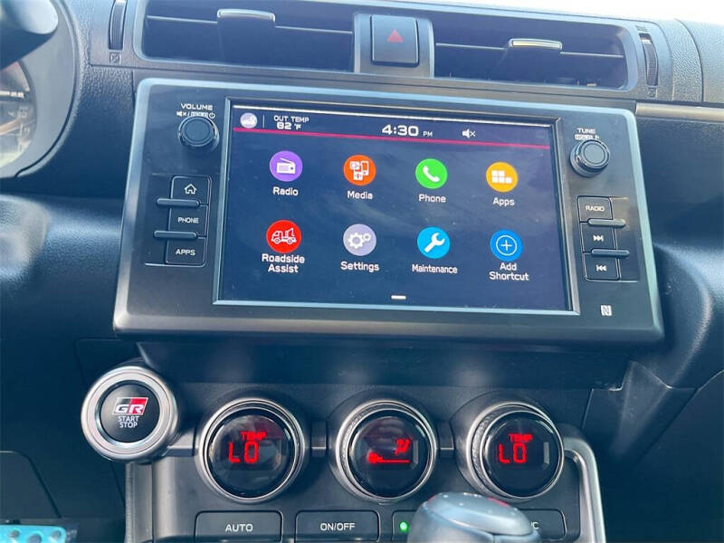 2025 Toyota GR86 Premium